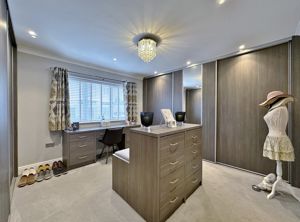 Photo 25- click for photo gallery